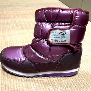 Girls boots great for snow